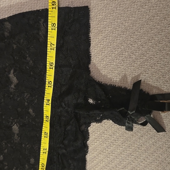 Stylish Black Lace Lingerie bustier with Garters – Size L - Picture 12 of 12